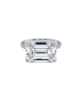 5.59Ctw Gia Certified E-Vvs2 Emerald Cut East To W