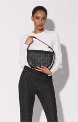 Blake Shoulder, Black
